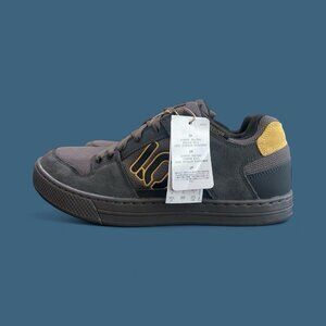 Adidas Mens 10.5 Five Ten Freerider 'Charcoal Oat' Shoes ID2447 Mountain Bike